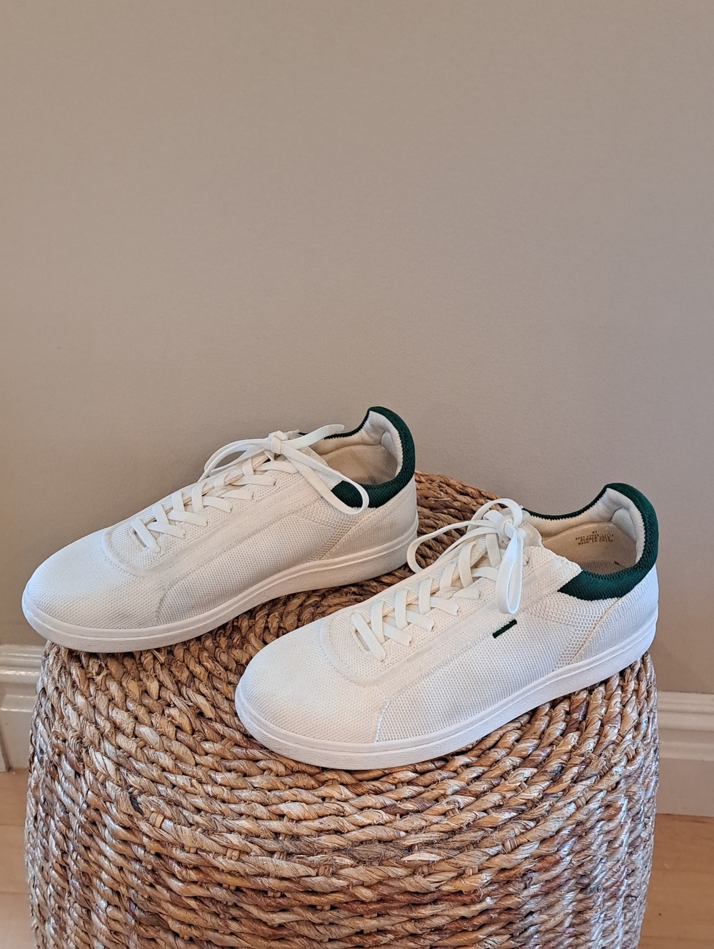 Vivaia Unisex V Prime Athleisure/Preppy White/Green Knit Sneakers EU41/M8/W9.5 - Picture 2 of 8